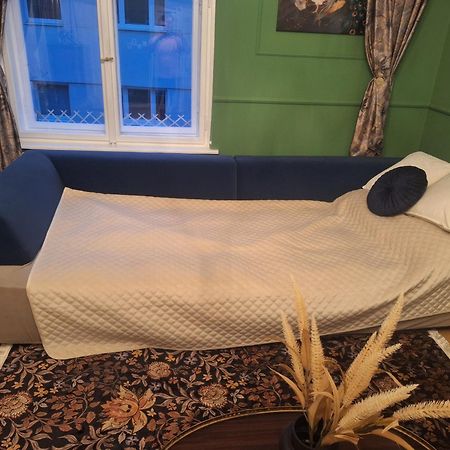 New, Stylish And Spacious Apartment Bratislava Luaran gambar