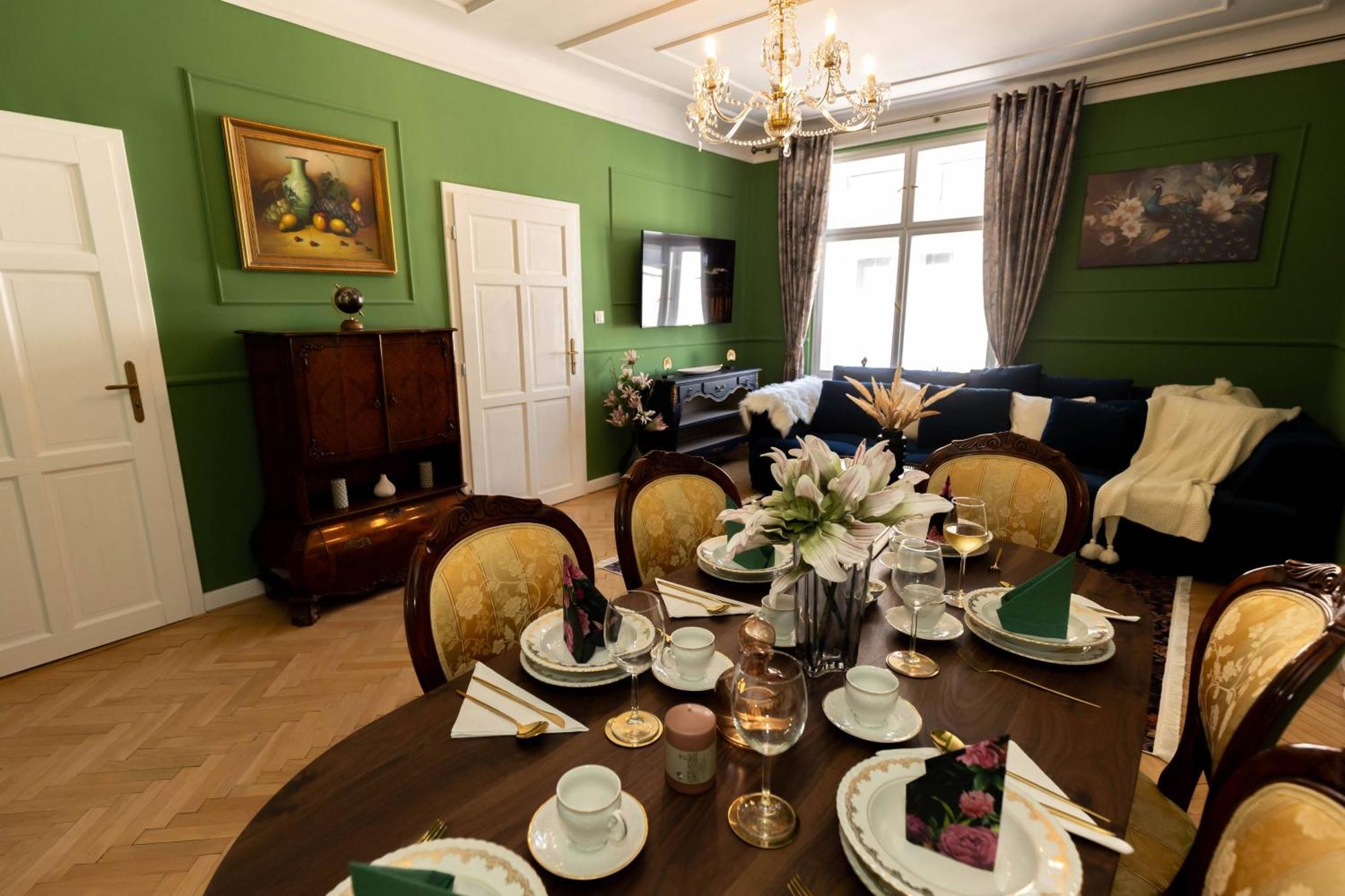 New, Stylish And Spacious Apartment Bratislava Luaran gambar