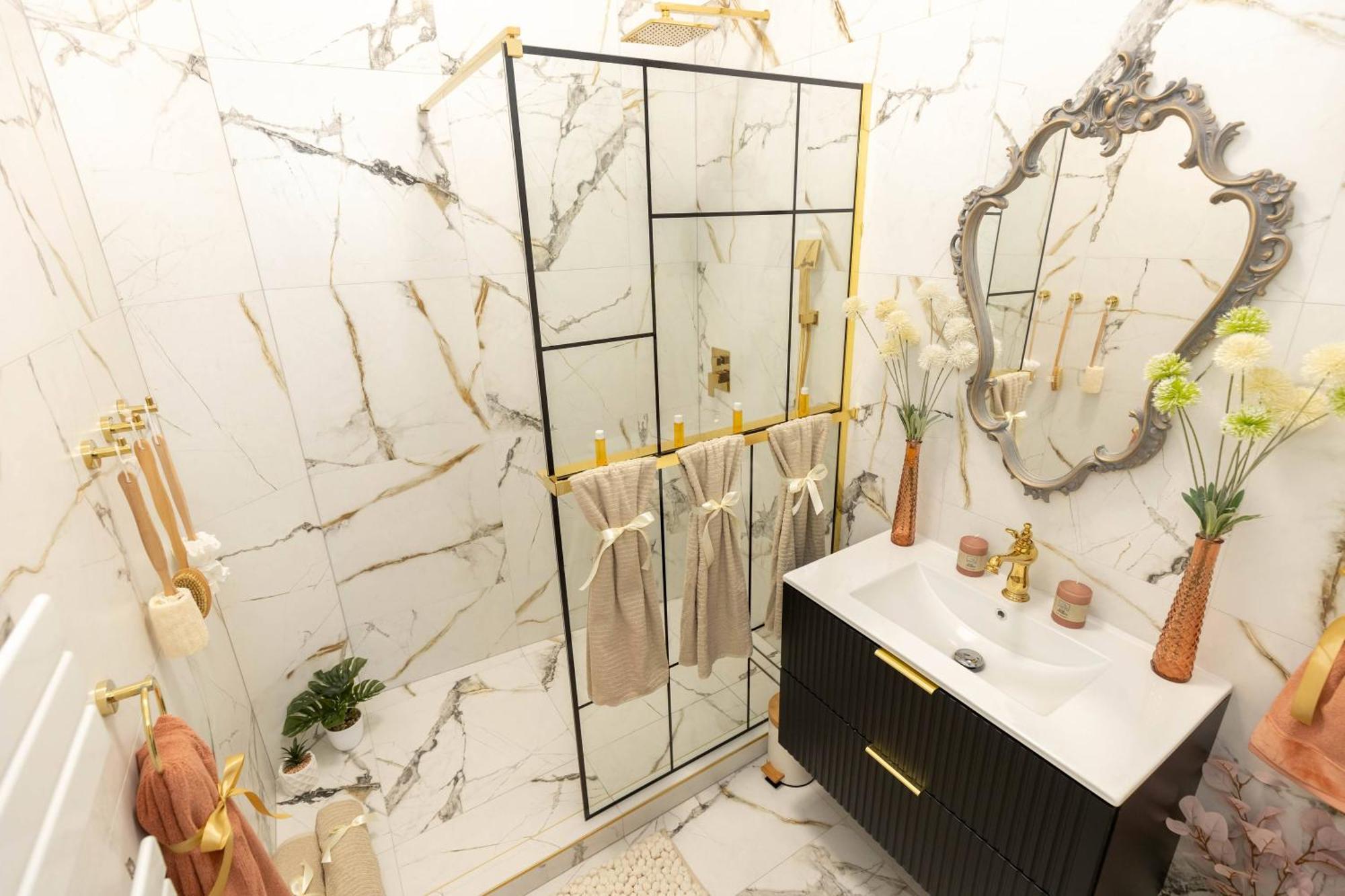 New, Stylish And Spacious Apartment Bratislava Luaran gambar