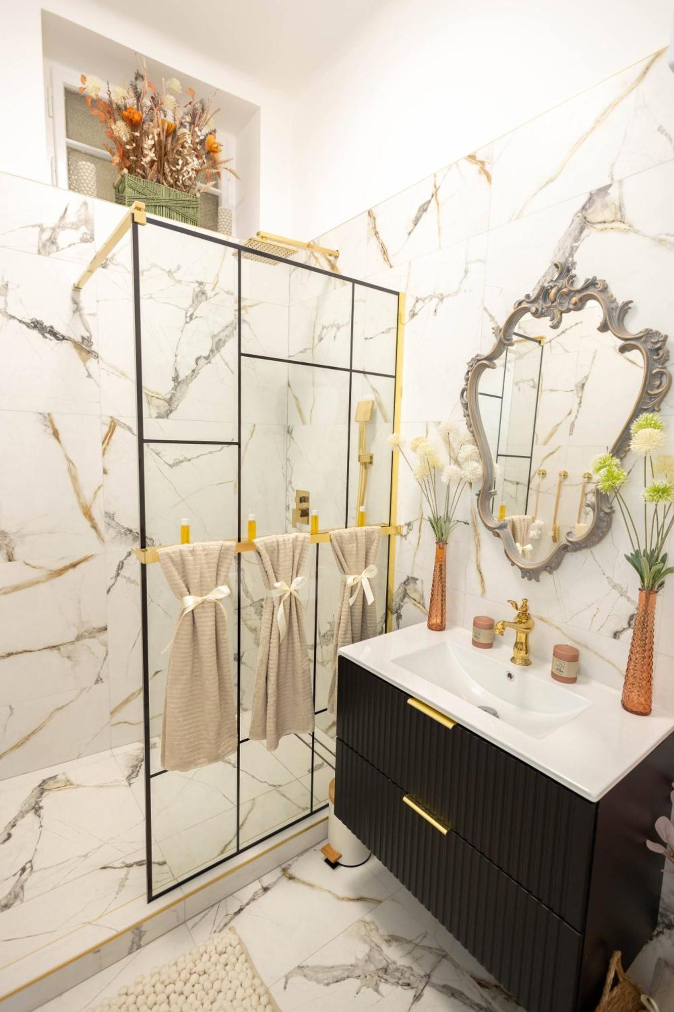 New, Stylish And Spacious Apartment Bratislava Luaran gambar