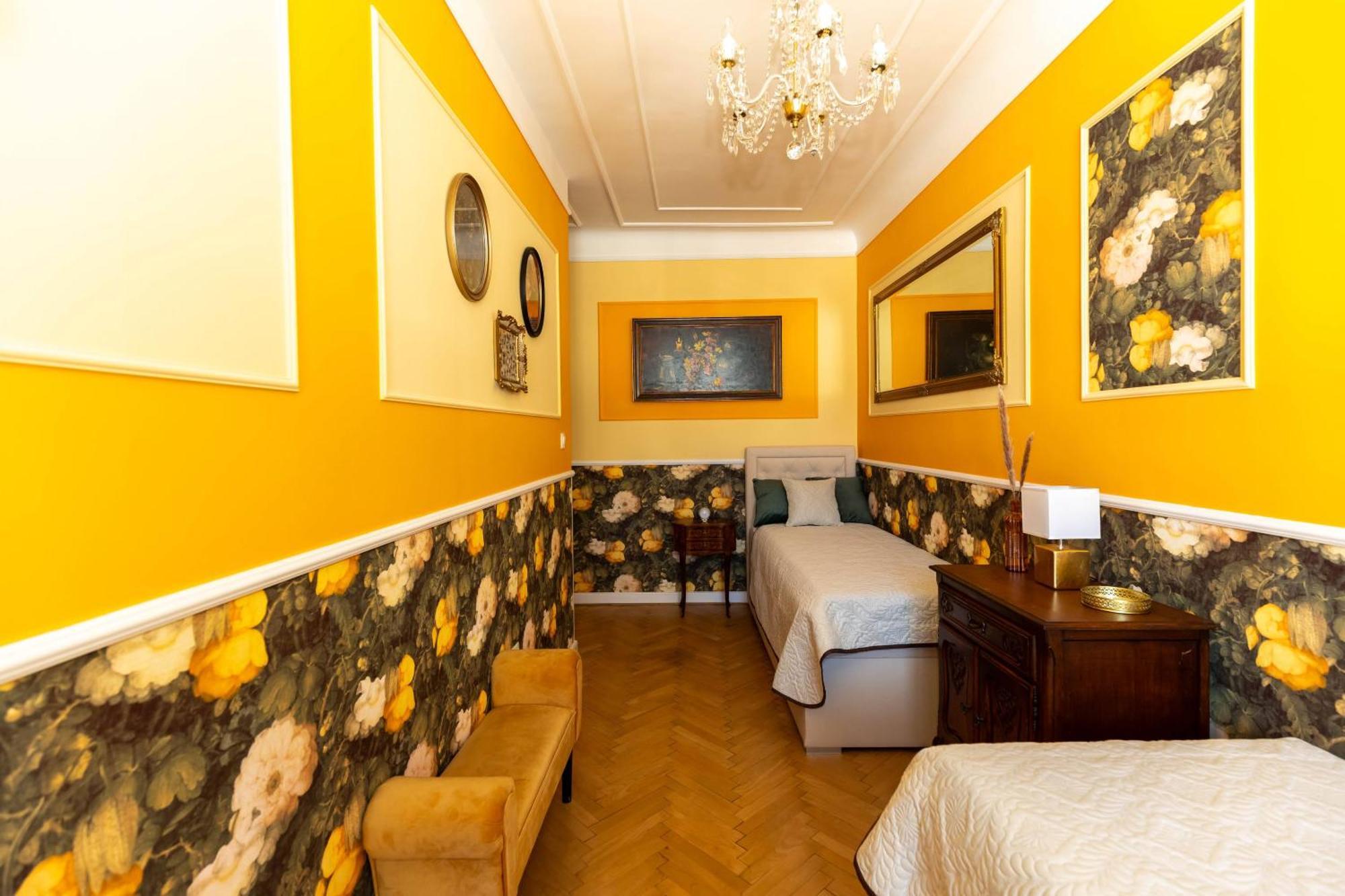 New, Stylish And Spacious Apartment Bratislava Luaran gambar